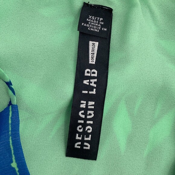 Design Lab Lord & Taylor Womens Blue Leaf Print Cropped Blouse Top Size XS - Picture 3 of 6